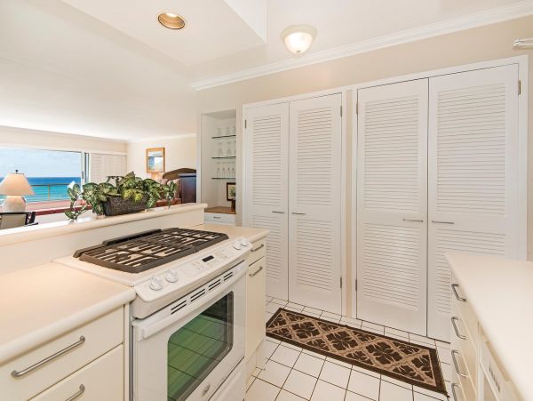 Honolulu Diamond Head Kahala Condo 1001188