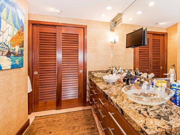 Honolulu Diamond Head Kahala Condo 1001192