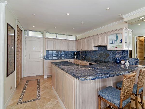 Honolulu Diamond Head Kahala Condo 1001211