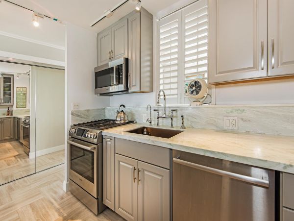 Honolulu Diamond Head Kahala Condo 1001215