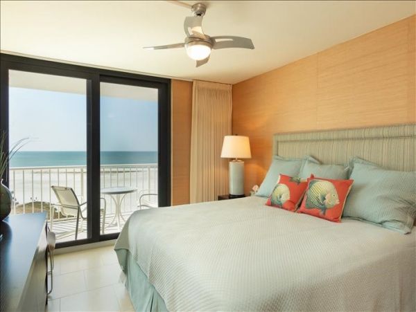 Beach Vacation Condo on Marco Island Sleeps Four Guests