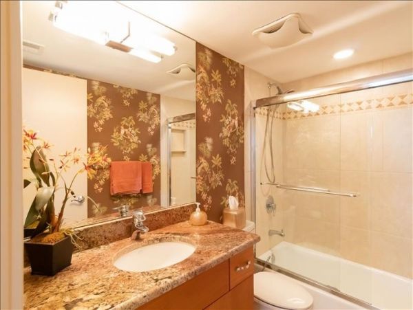 Beach Vacation Condo on Marco Island Sleeps Four Guests