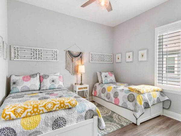 Redington Beach Vacation Home Short Walk to Beach 9 Guests