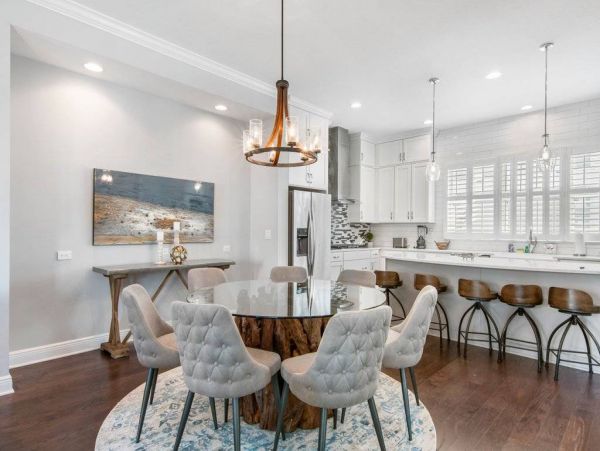Redington Beach Vacation Home Short Walk to Beach 9 Guests