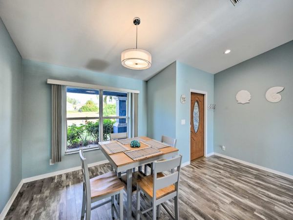 Cape Coral Vacation Home with Private Caged Pool
