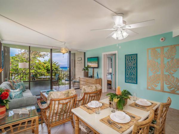 Gorgeous 1 Bedroom Vacation Beach Condo in Lahaina Sleeps 4