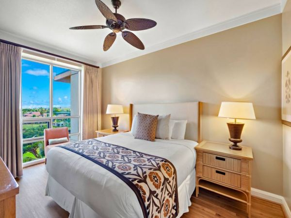 Kaanapali Oceanfront One Bedroom Beach Rental Condo Sleeps 4
