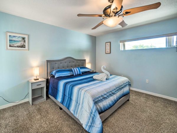 Three Bedroom Well-Appointed Bradenton Home with Private Pool