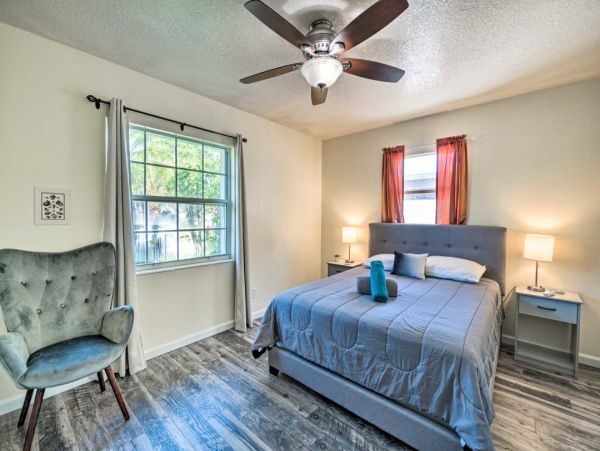 Three Bedroom Well-Appointed Bradenton Home with Private Pool