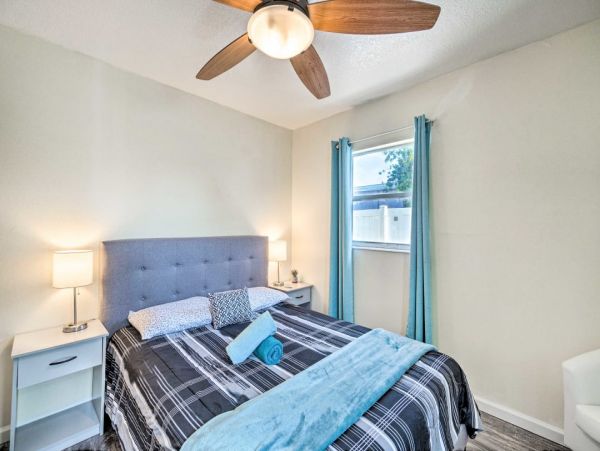Three Bedroom Well-Appointed Bradenton Home with Private Pool
