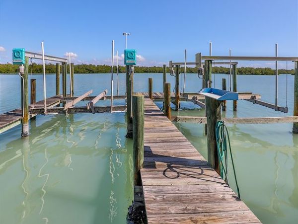 Captiva Five Bedroom Vacation Home with Pool and Boat Dock