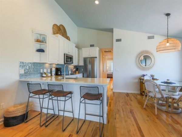 New Listing Direct Bay Front full remodel 3rd floor walkup