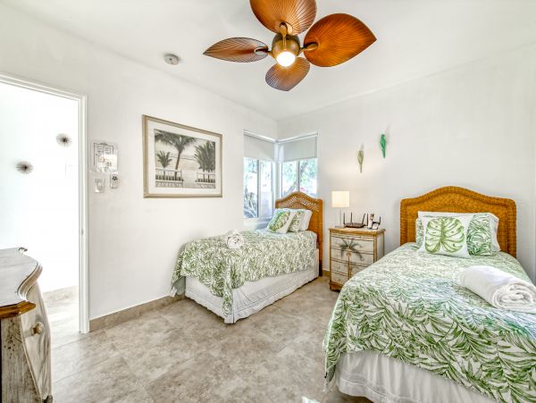 Six Bedroom Oceanfront Duplex in Hollywood FL Gulf Views