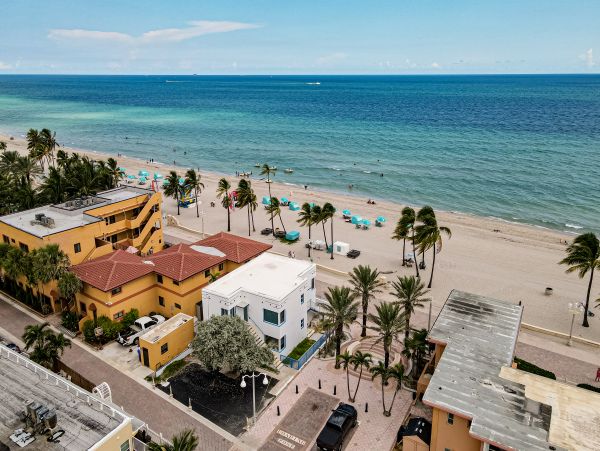Six Bedroom Oceanfront Duplex in Hollywood FL Gulf Views
