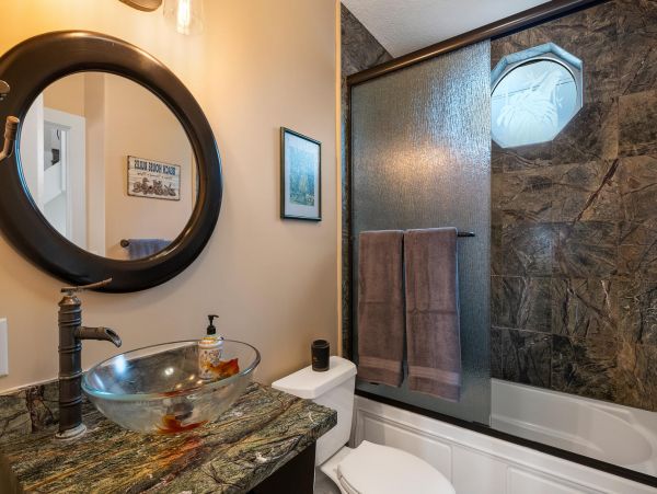 Oceanfront Vacation Home in Kailua-Kona 8 Guests