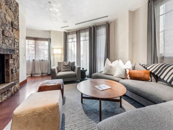 Two Bedroom Plus Den Luxury Vacation Condo in Vail Sleeps 7