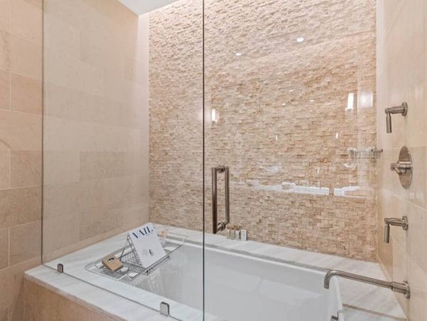 Two Bedroom Plus Den Luxury Vacation Condo in Vail Sleeps 7