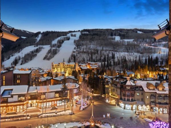 Two Bedroom Plus Den Luxury Vacation Condo in Vail Sleeps 7