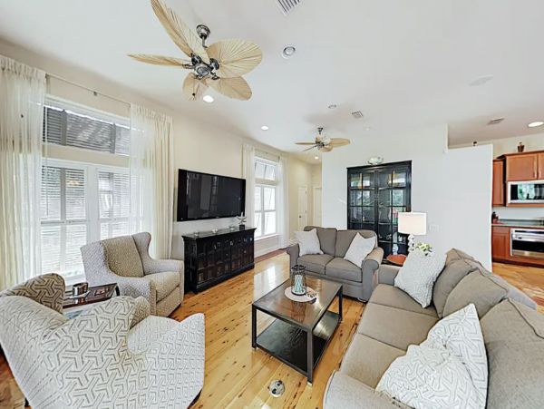 Beach-Side Gulf View Vacation Home in Perdido Key Sleeps 16