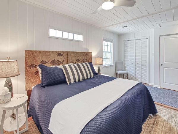 Beach Vacation Home in Longboat Key Sleeps 5 Guests