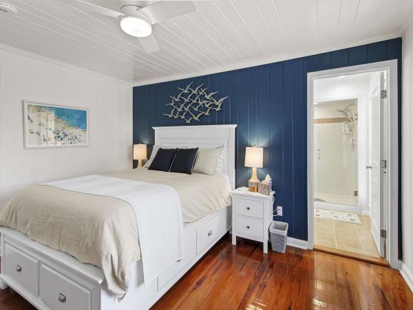 Beach Vacation Home in Longboat Key Sleeps 5 Guests
