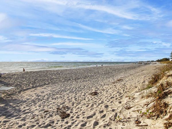 Beach Vacation Home in Longboat Key Sleeps 5 Guests