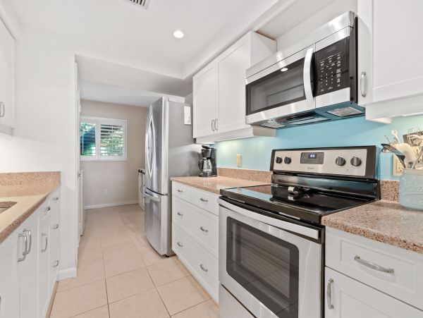 Two Bedroom Longboat Key Vacation Condo Sleeps 4 Guests