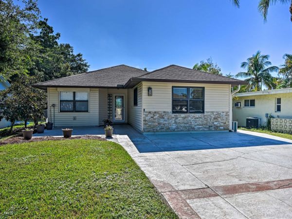 Walk to Beach Naples Vacation Home with Pool