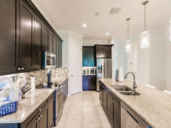 Naples Vacation Home Private Pool & Sleeps 8 Guests
