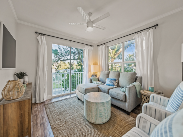 Beautiful Holmes Beach Vacation Rental With Pool Near Beach