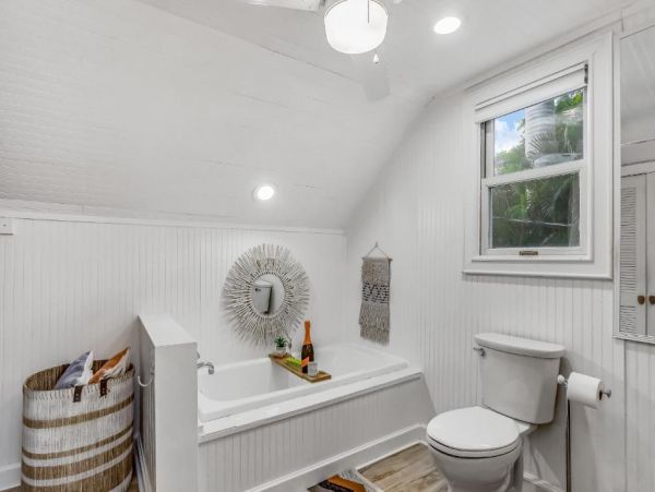 Beatutiful Vacation Bungalow in Punta Gorda Sleeps Four