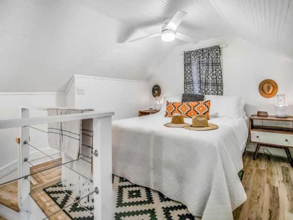 Beatutiful Vacation Bungalow in Punta Gorda Sleeps Four