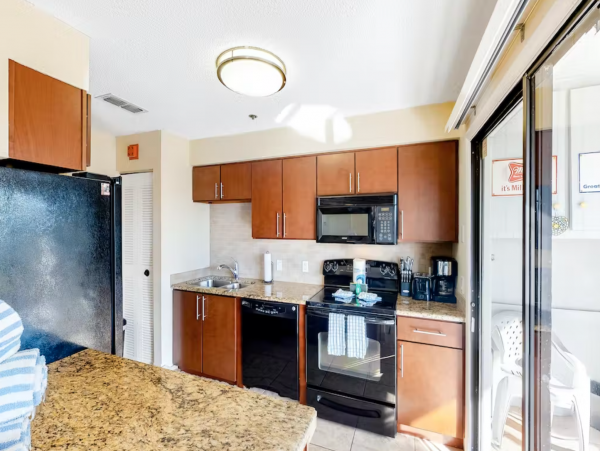Beautiful Holmes Beach Vacation Condo with Pool Near Beach