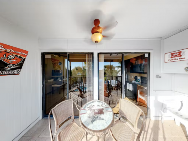 Beautiful Holmes Beach Vacation Condo with Pool Near Beach