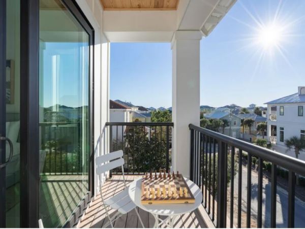 Walk to Beach MIramar Vacation Pool Home With Eight Bedroom