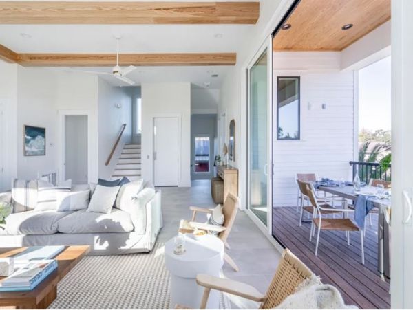 Walk to Beach MIramar Vacation Pool Home With Eight Bedroom