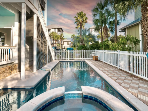 Luxury Nine Bedroom Vacation Home with Private Pool & Spa