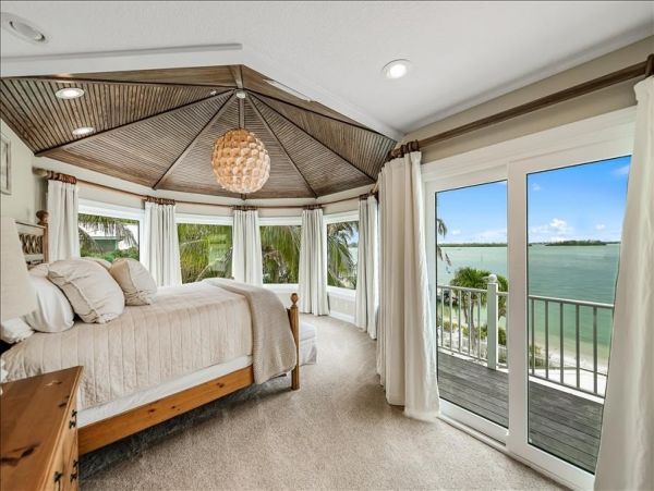 Boca Grande Oceanfront Vacation Rental Private Pool & Dock