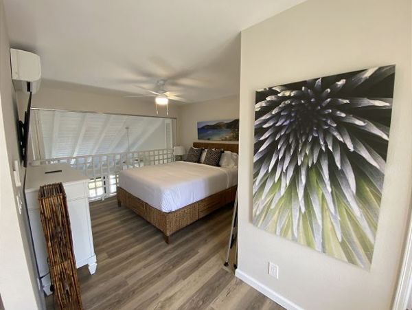 Two Bedroom Vacation Condo Sleeps Six Guests Walk To Beach