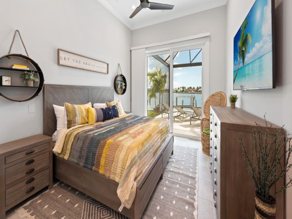 Marco Island 4 Bedroom Vacation Home With Pool & Spa
