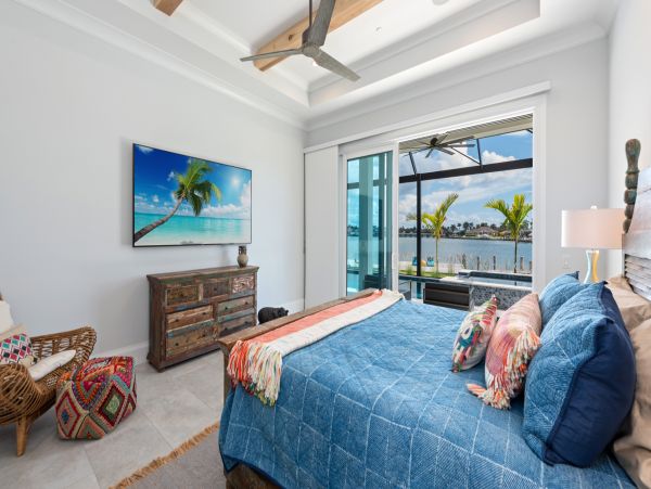 Marco Island 4 Bedroom Vacation Home With Pool & Spa