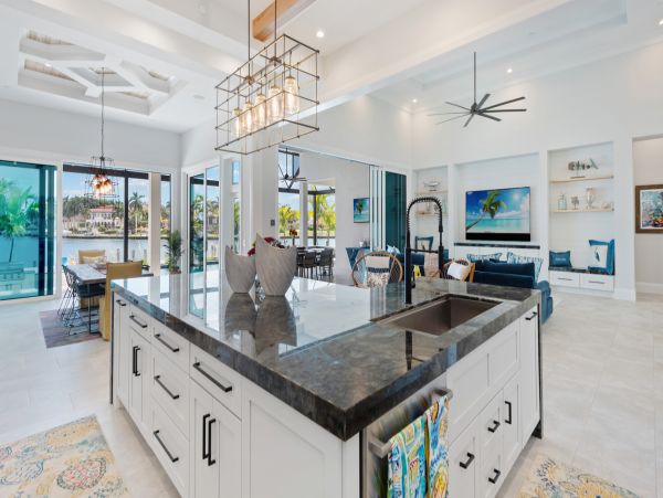 Marco Island 4 Bedroom Vacation Home With Pool & Spa