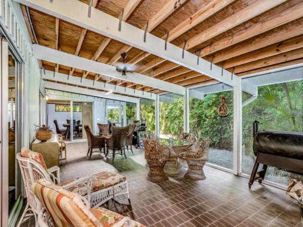 Luxury Four Bedroom Rental Home in Sanibel with Private Pool
