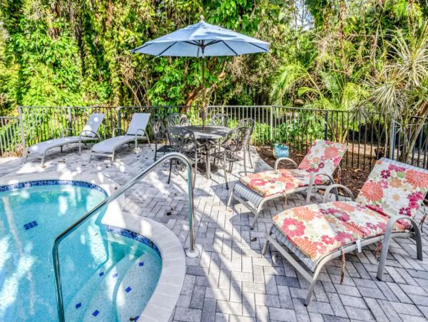 Luxury Four Bedroom Rental Home in Sanibel with Private Pool