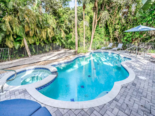 Luxury Four Bedroom Rental Home in Sanibel with Private Pool