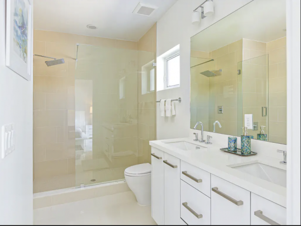 Pompano Beach Right Across The Street - 3 Bedroom Townhome