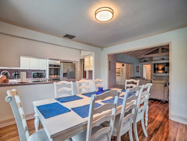 Canal Front Family Friendly Fort Lauderdale Home Sleeps 9