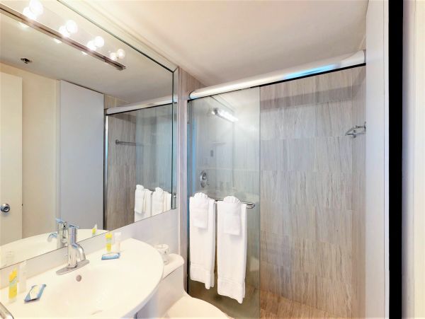 Ocean Views Vacation Condo in Miami Beach Two Bedrooms