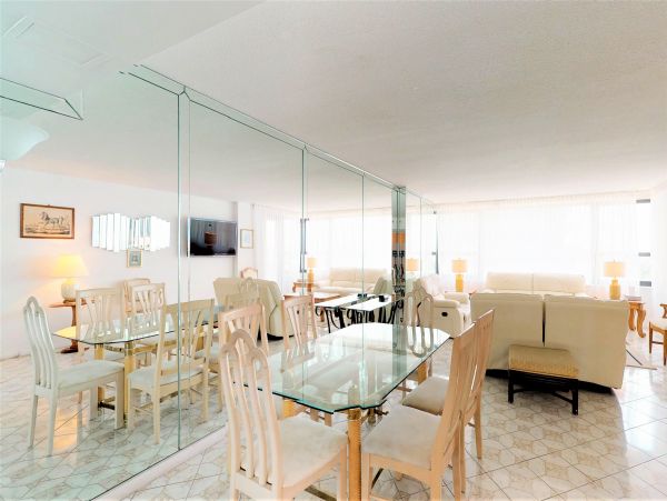 Ocean Views Vacation Condo in Miami Beach Two Bedrooms