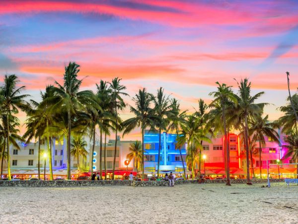 Miami Two Bedroom Waterfront Vacation Condo Sleeps Six
